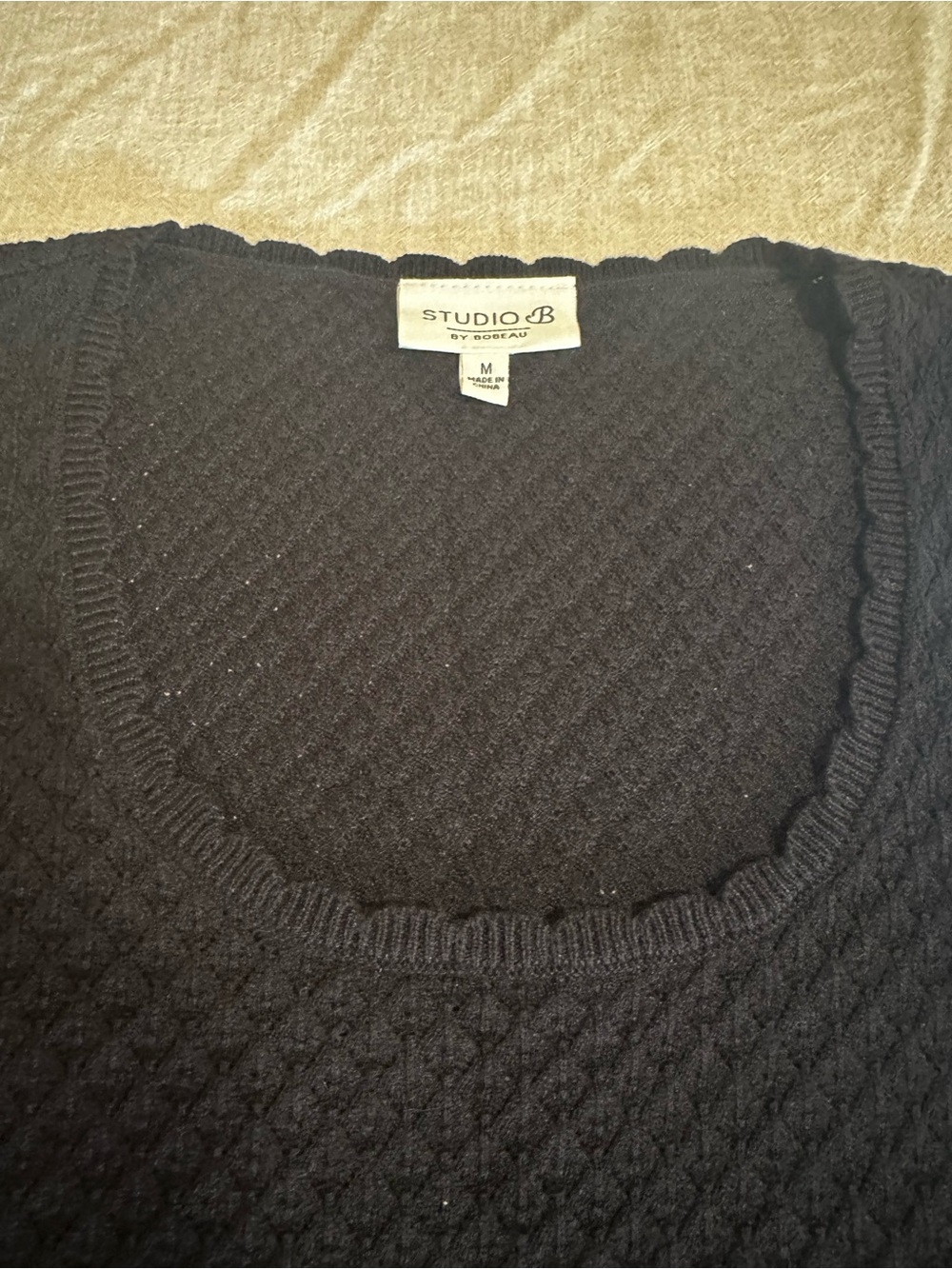 Black open-Weave Crochet Knit Short-Sleeve Sweater - M - Picture 2 of 5